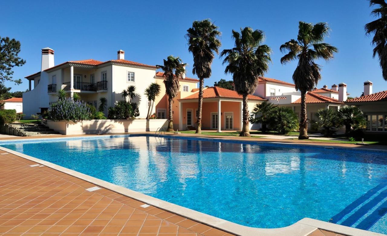 Praia Del Rey Bythe Pools Praia del Rei Exterior photo
