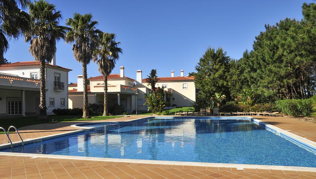 Praia Del Rey Bythe Pools Praia del Rei Exterior photo